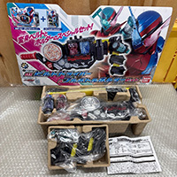 バンダイ 仮面ライダービルド 変身ベルト DXビルドドライバー&フルボトルホルダーセット スペシャルセット